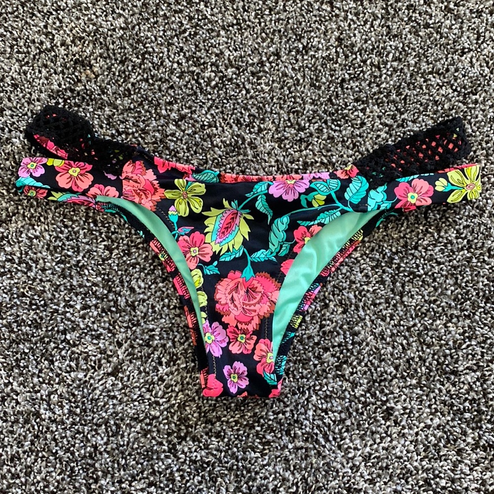 Shade & Shore Bikini Bottoms